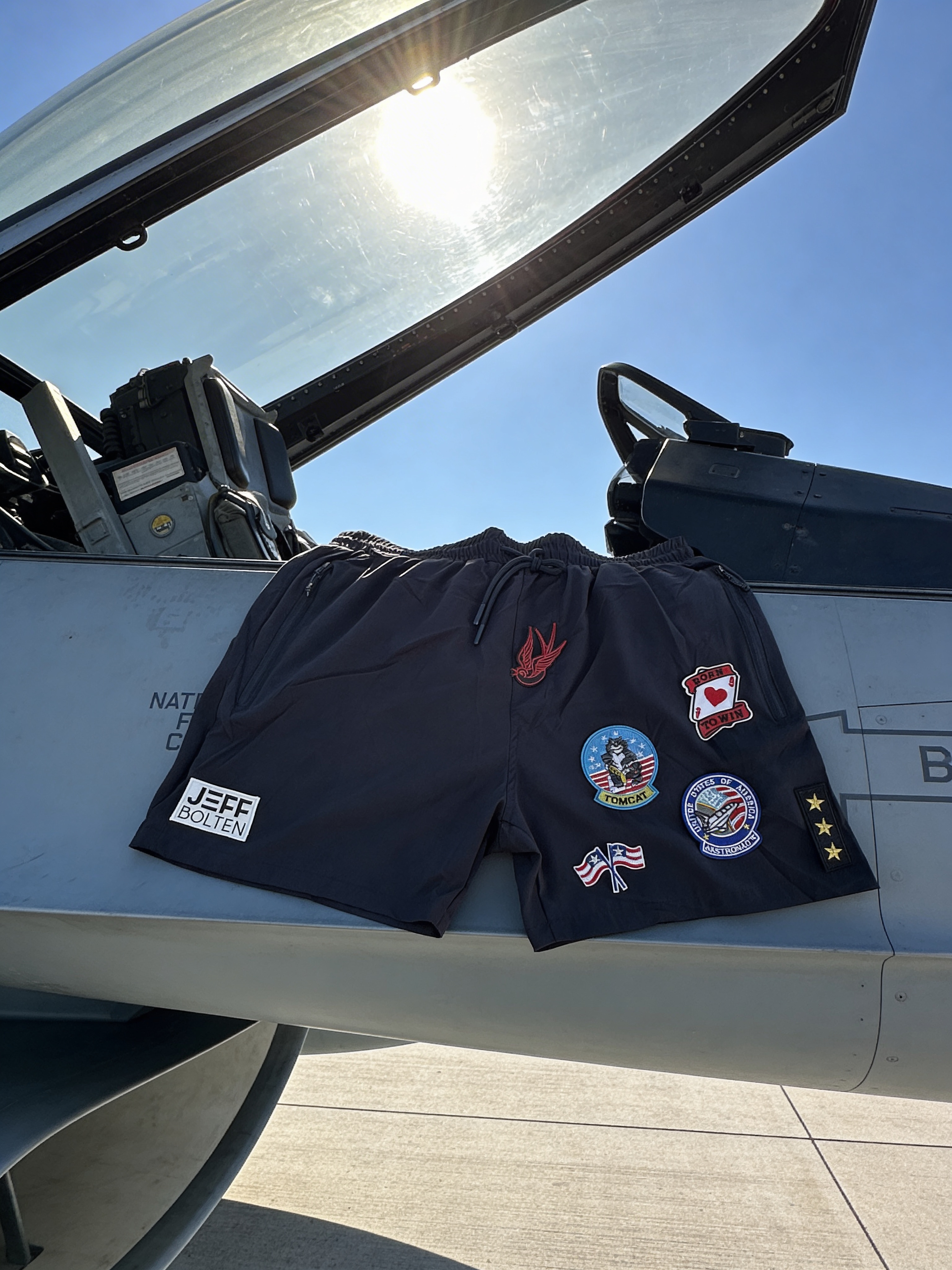 JEFF BOLTEN Badehorts "Tomcat"